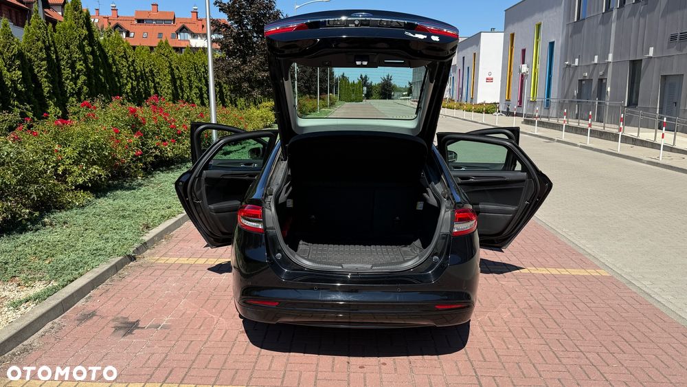 Ford Mondeo - 11