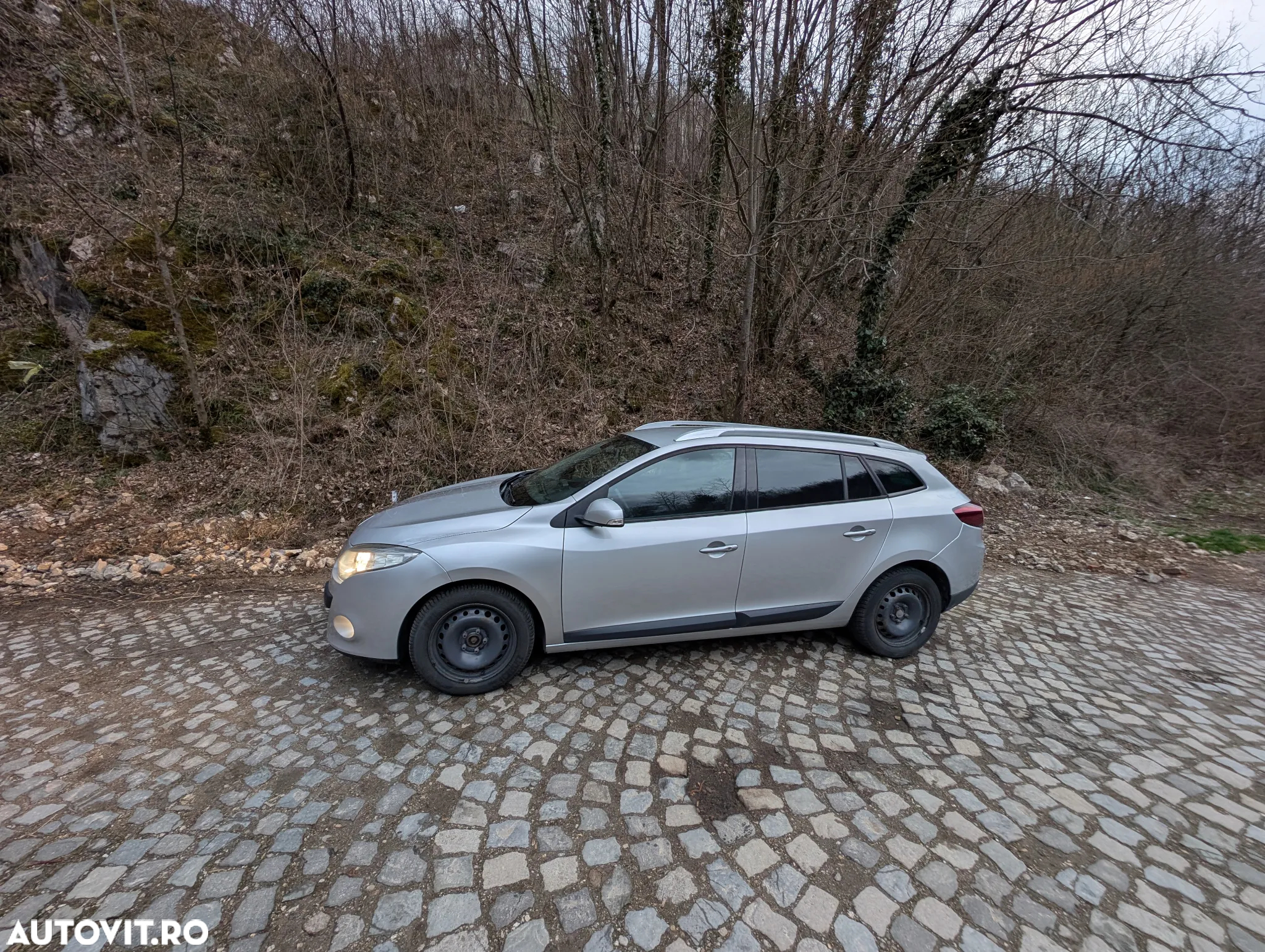 Renault Megane 1.9 dCi FAP Dynamique - 25
