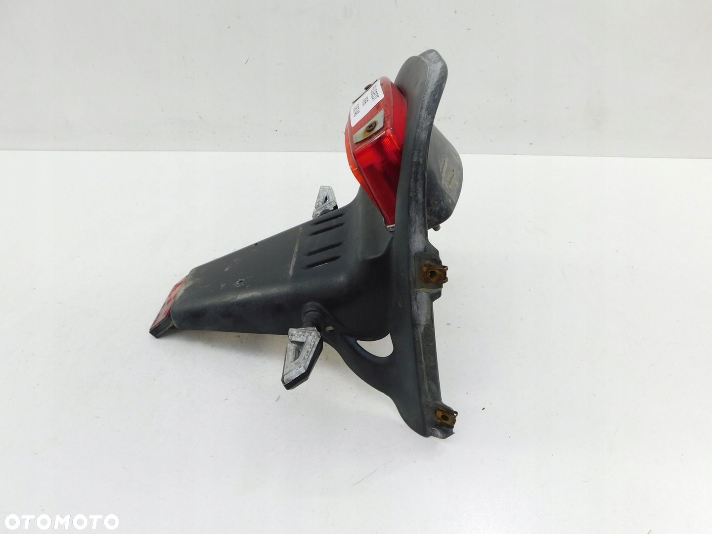 PEUGEOT XR6 MOCOWANIE TABLICY REJESTRACYJNEJ  LAMPA TYŁ - 5
