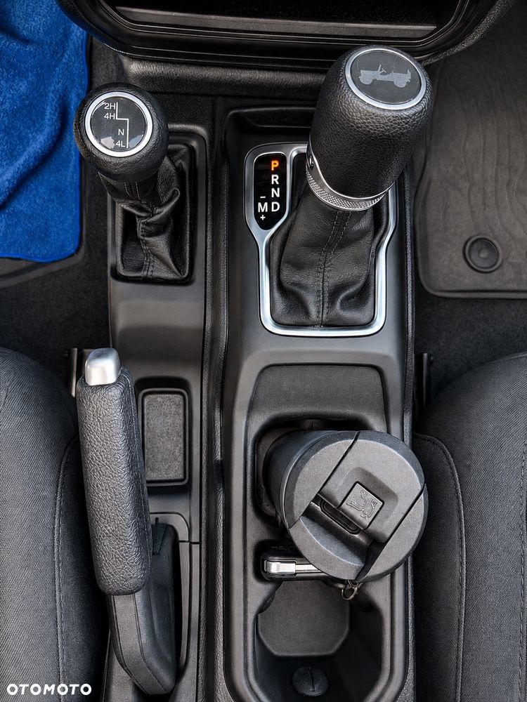 Jeep Wrangler 2.0 T-GDI AWD Automatik Sport - 16