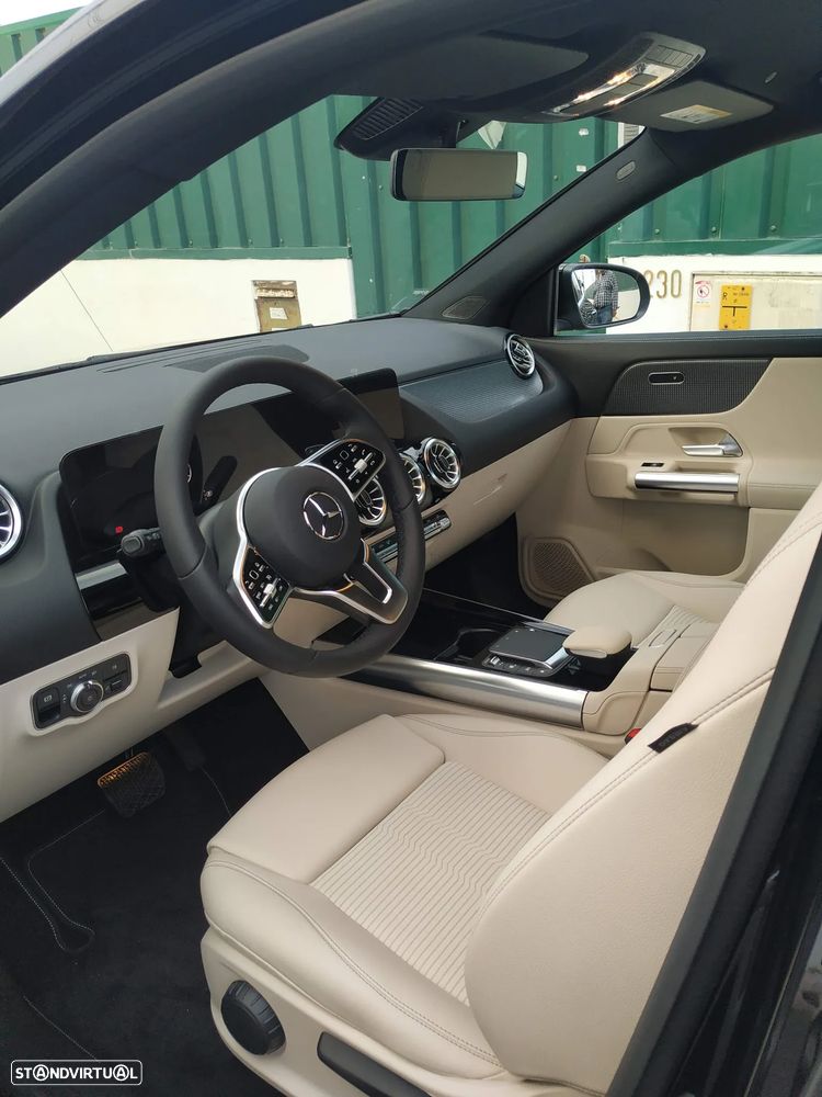 Mercedes-Benz GLA 200 Progressive - 5