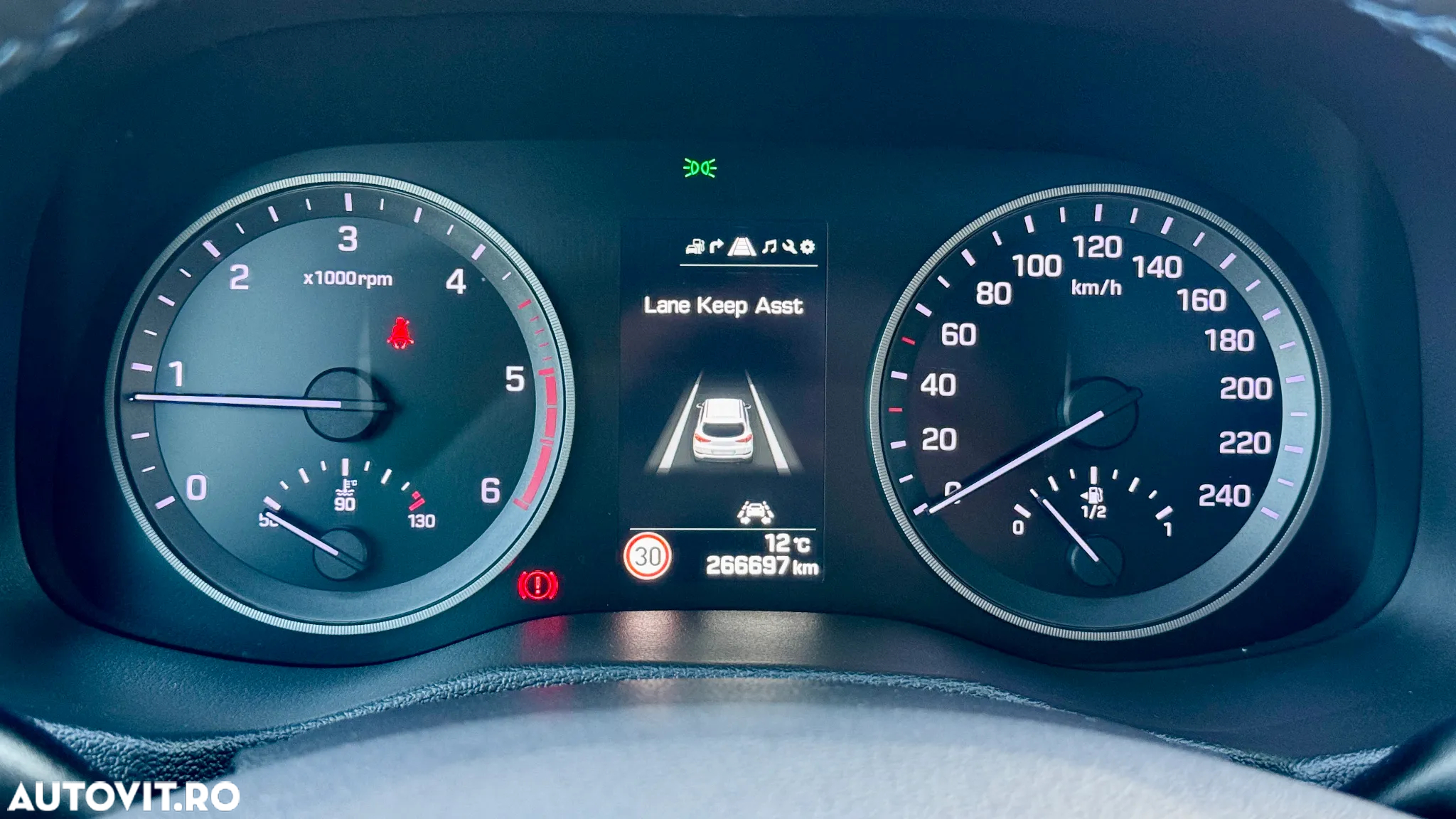 Hyundai Tucson 2.0 CRDI 2WD Style - 14