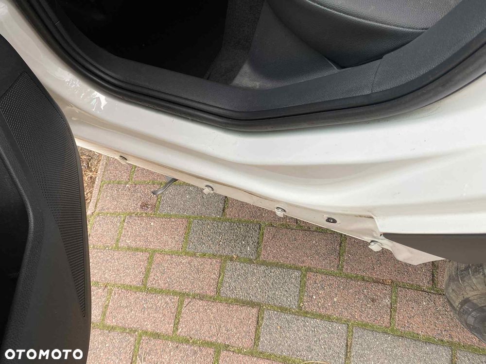 Seat Arona - 28