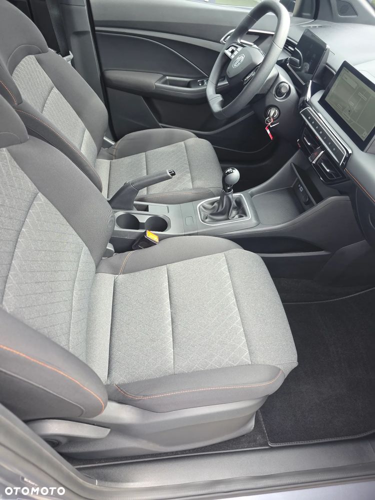 MG MG3 1.5 Excite - 25