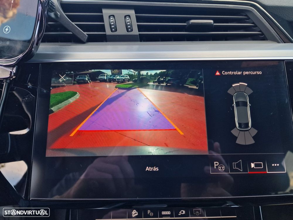 Audi Q8 e-Tron Sportback 50 quattro S line - 36