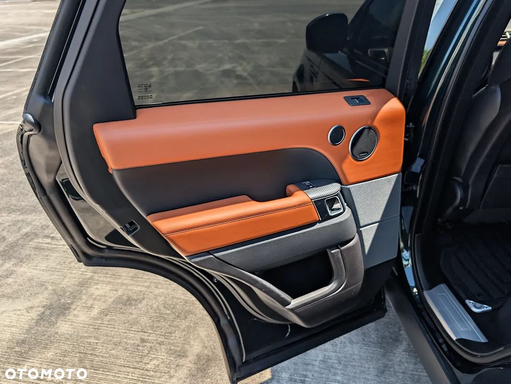 Land Rover Range Rover Sport - 15