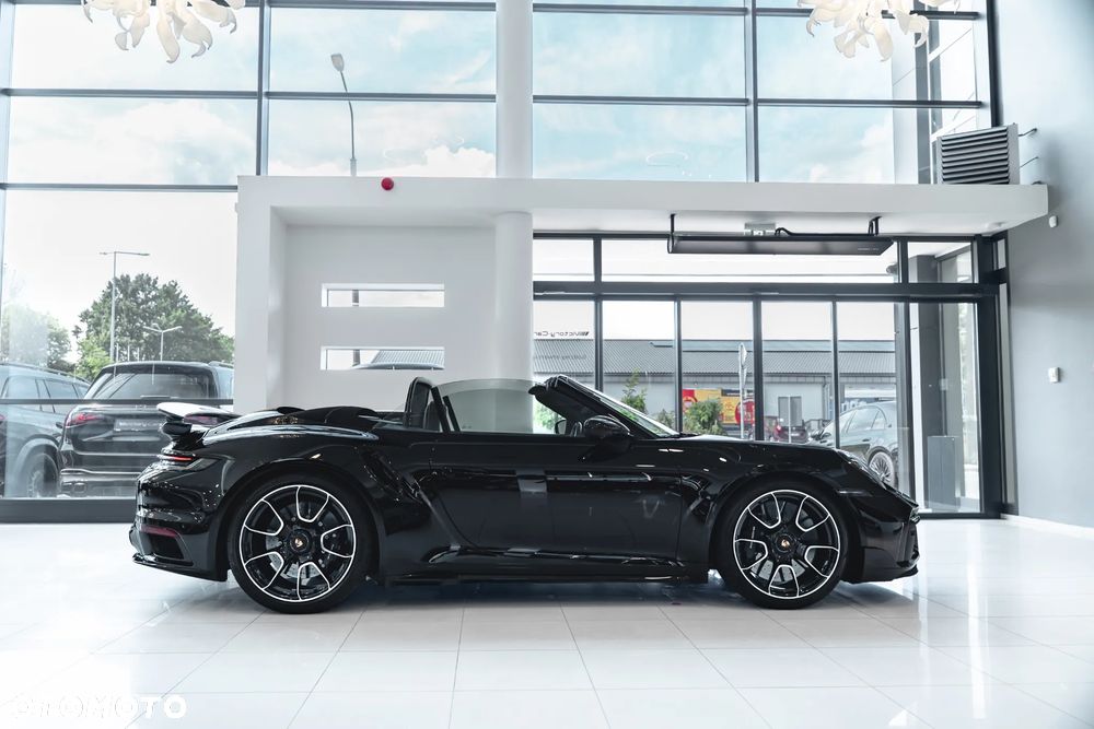 Porsche 911 Turbo S - 16