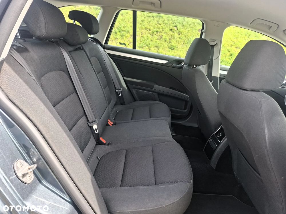 Skoda Superb 2.0 TDI 4x4 Elegance Outdoor DSG - 13