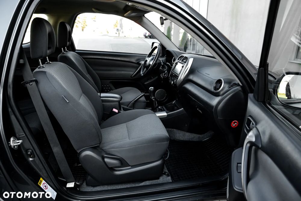 Toyota RAV4 2.0 VVT-i Sol - 15