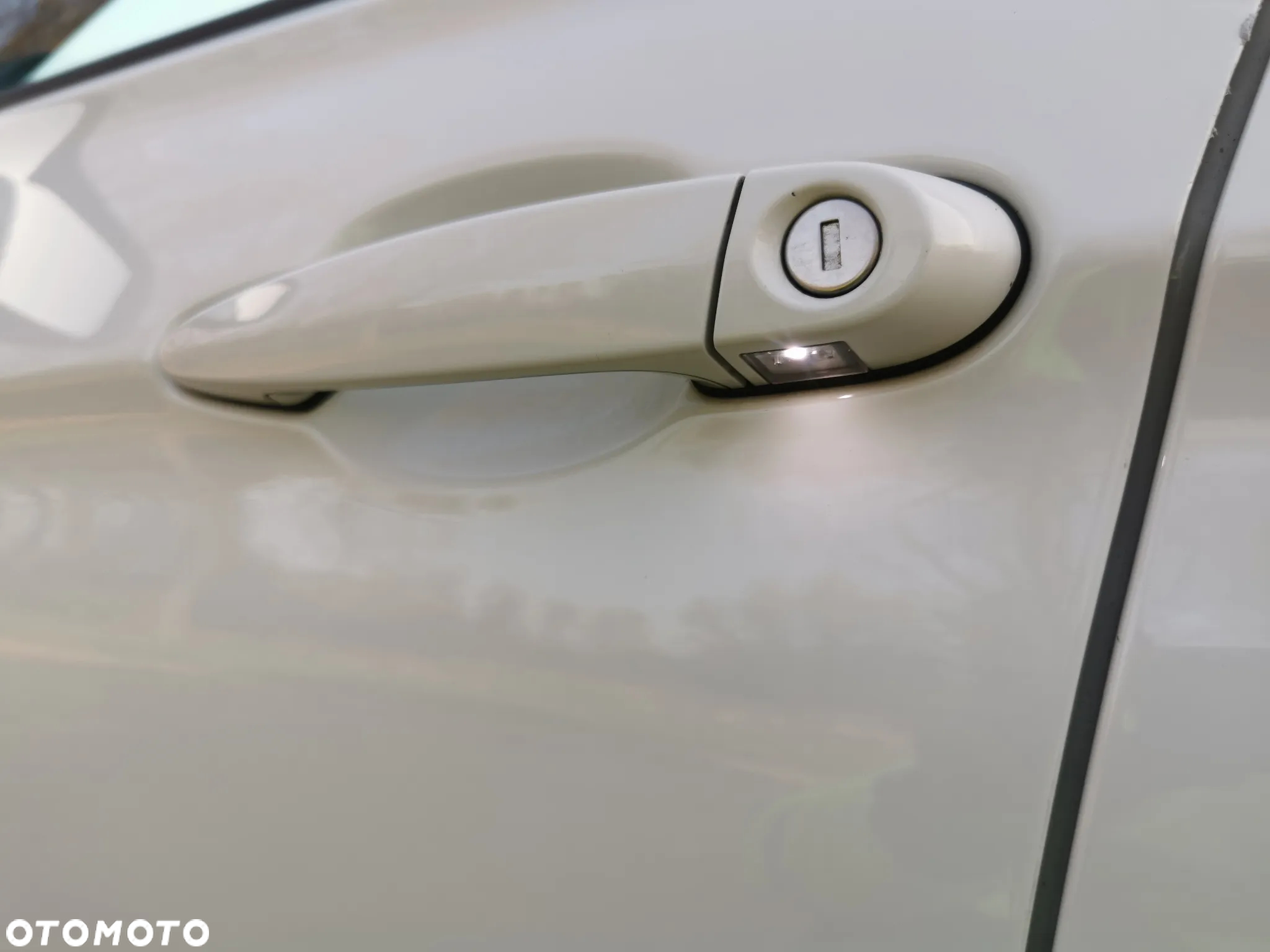 BMW Seria 3 - 17