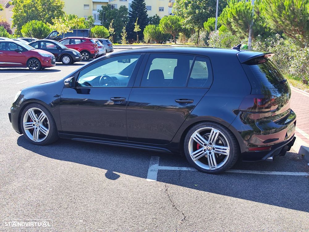 VW Golf 2.0 GTI DSG - 11