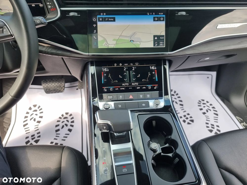 Audi Q7 55 TFSI quattro tiptronic S line - 29