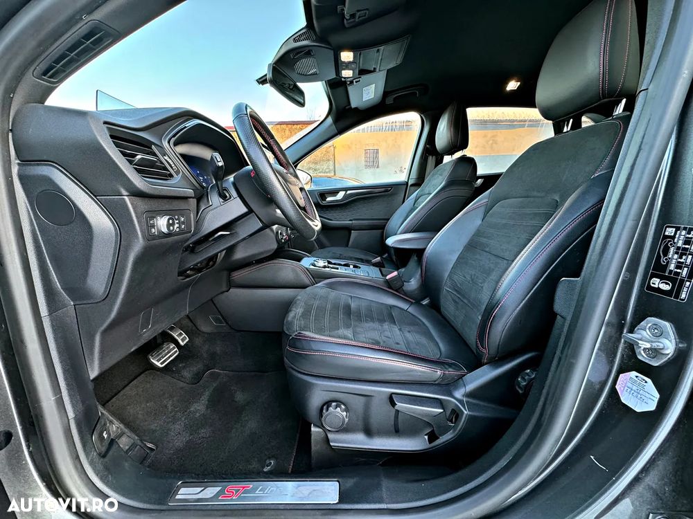 Ford Kuga 2.5 Duratec PHEV ST-LINE X - 6