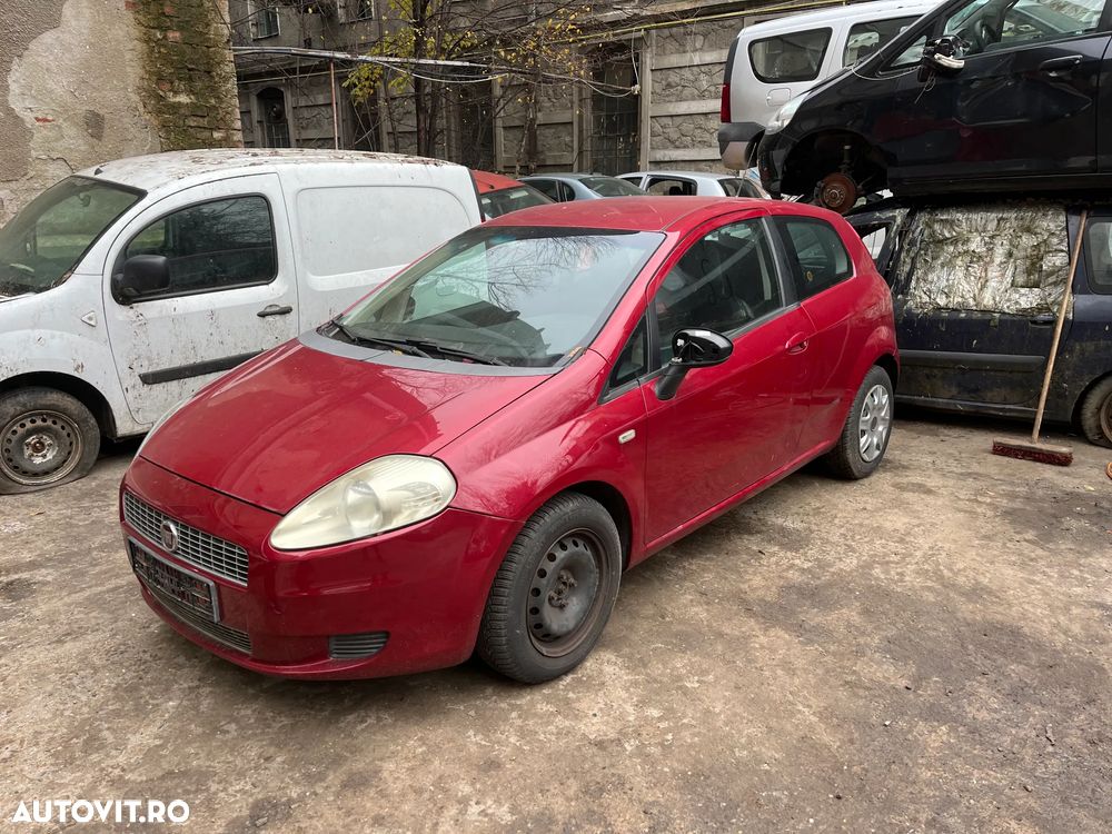 Dezmembrez Fiat Punto 2008 visiniu benzina coupe