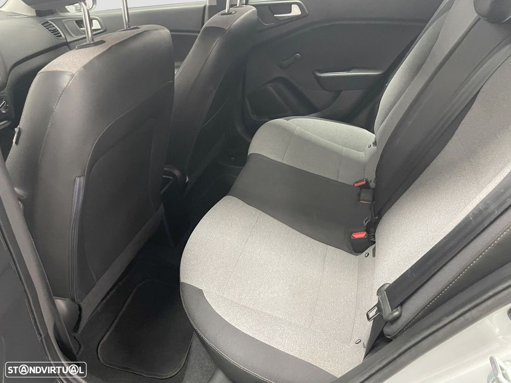 Hyundai i20 1.2 Access+Bluetooth - 11