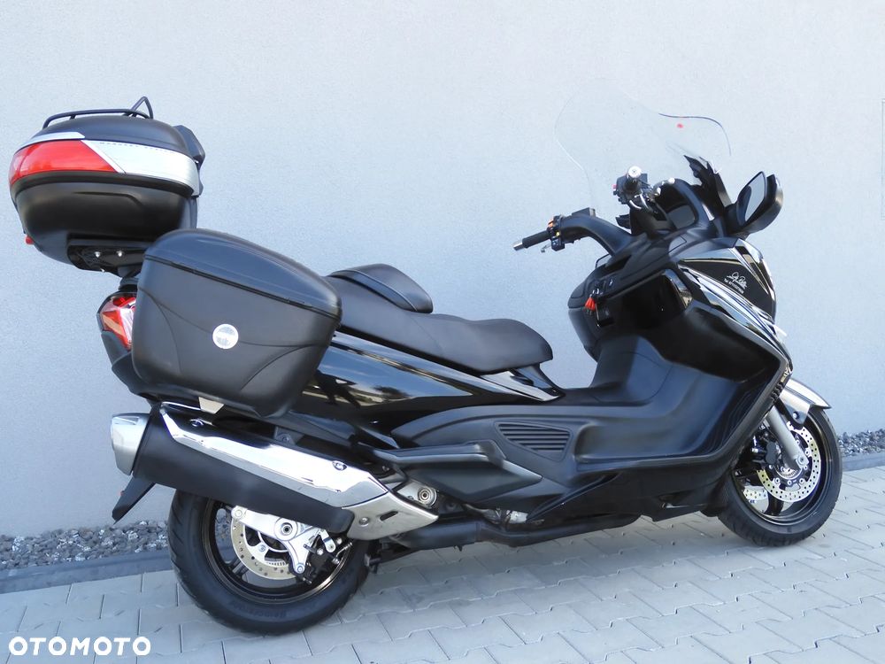 Suzuki Burgman - 12