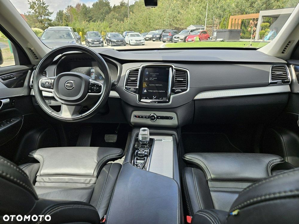 Volvo XC 90 - 18