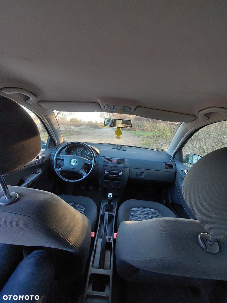 Skoda Fabia 1.4 16V Classic - 10
