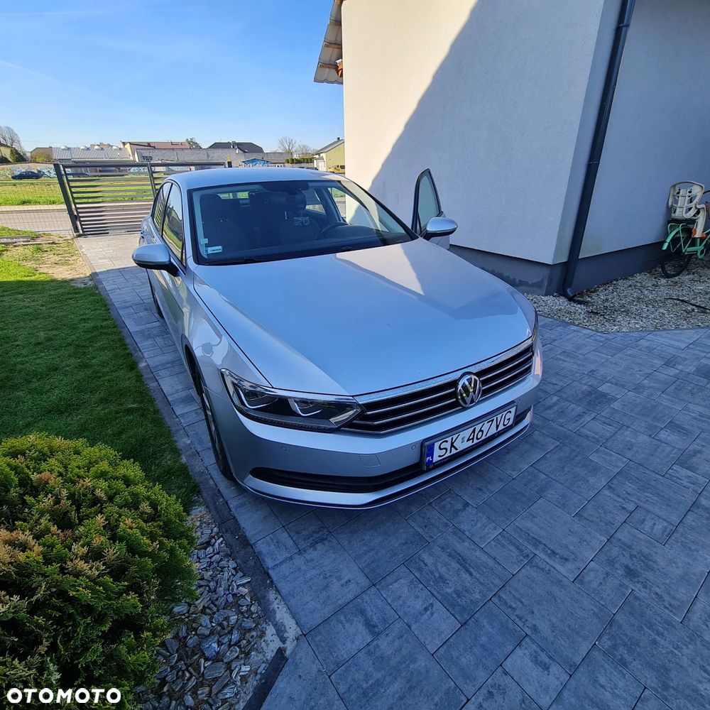 Volkswagen Passat 1.6 TDI BMT Trendline - 1