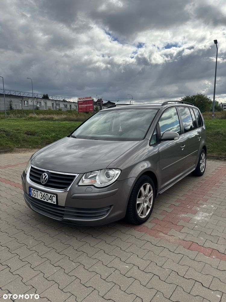 Volkswagen Touran 2.0 TDI DPF Life - 4