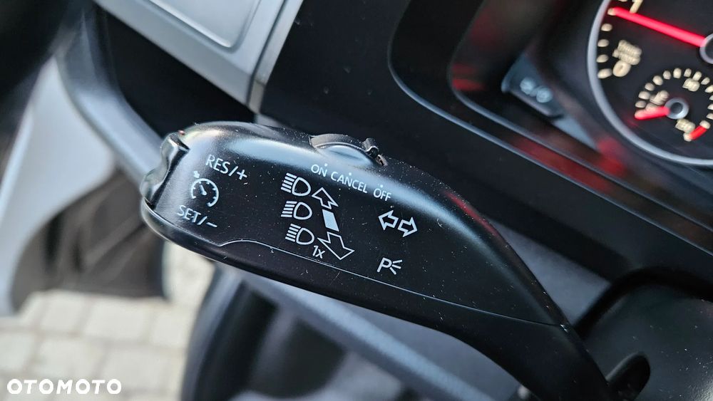 Volkswagen Transporter T6 2,0TDI 150KM DSG L2 Długi Klima Webasto Tempomat Hak - 16