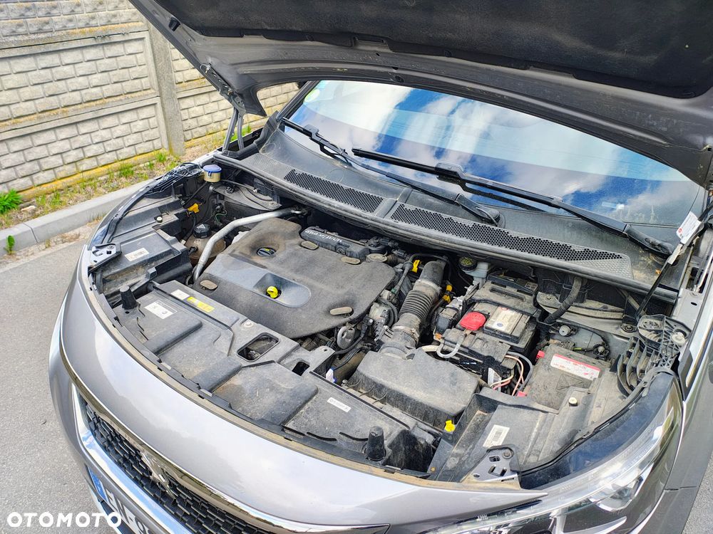 Peugeot 5008 - 36