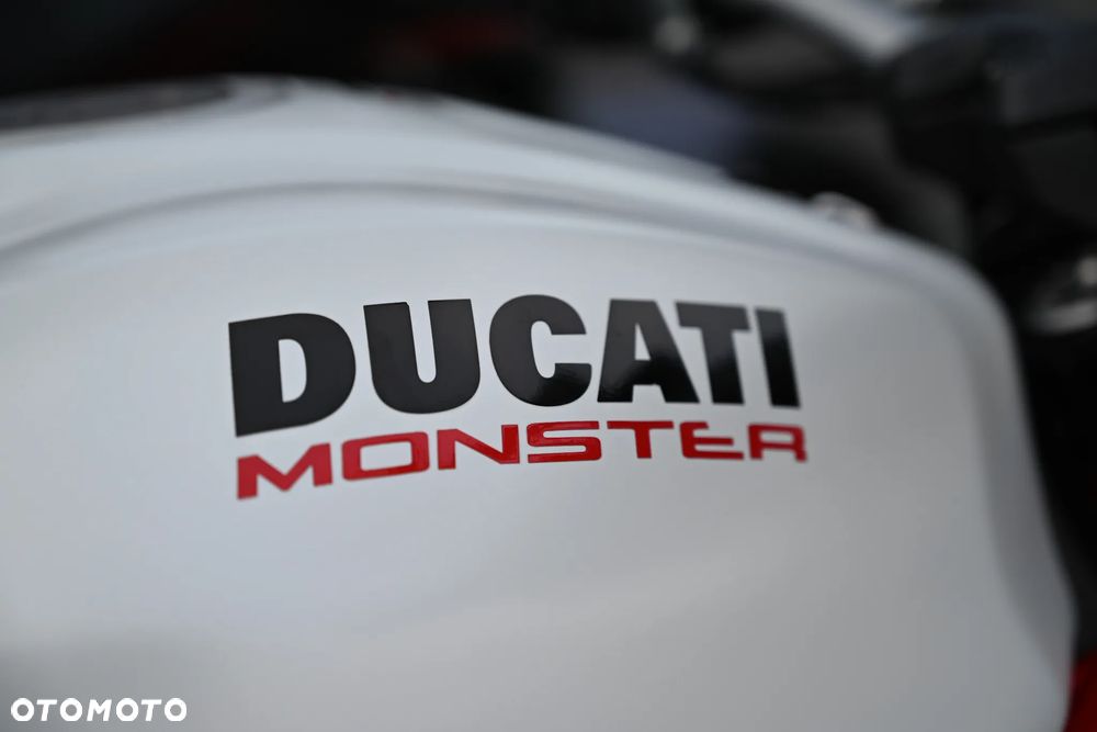 Ducati Monster - 27