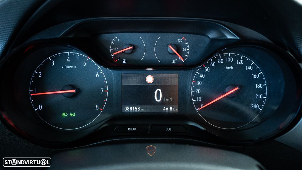 Opel Crossland X - 20