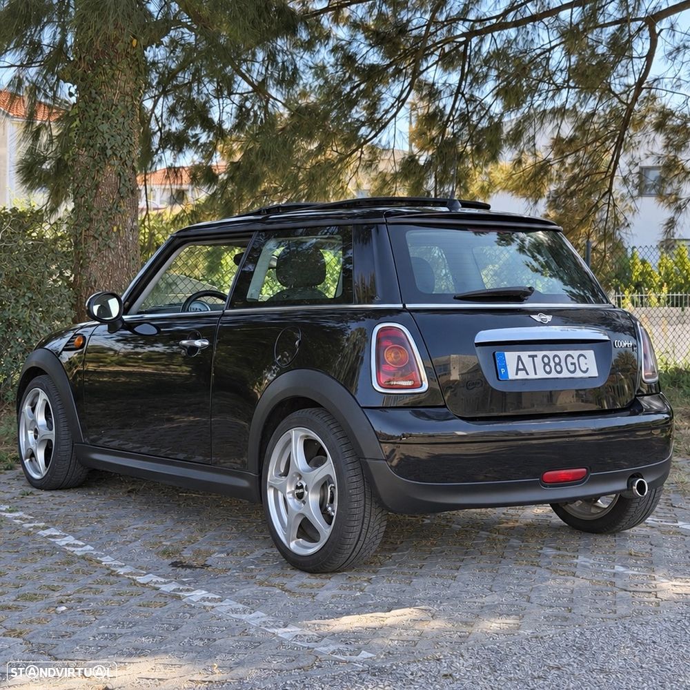 Mini 3 Portas 2007 photo 4