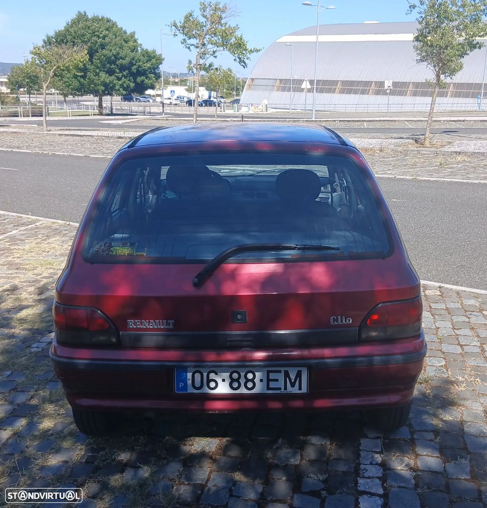Renault Clio 1.2 Wind - 5