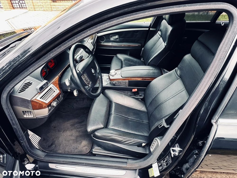 BMW Seria 7 740i - 9