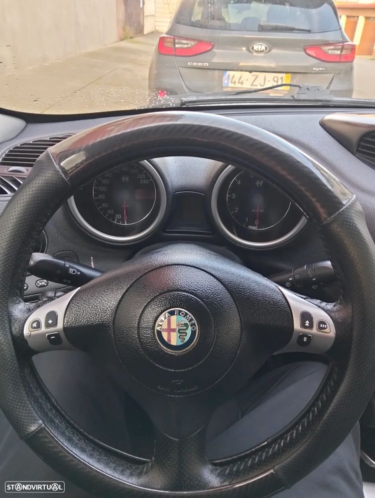 Alfa Romeo 156 Sportwagon 1.9 JTD - 8