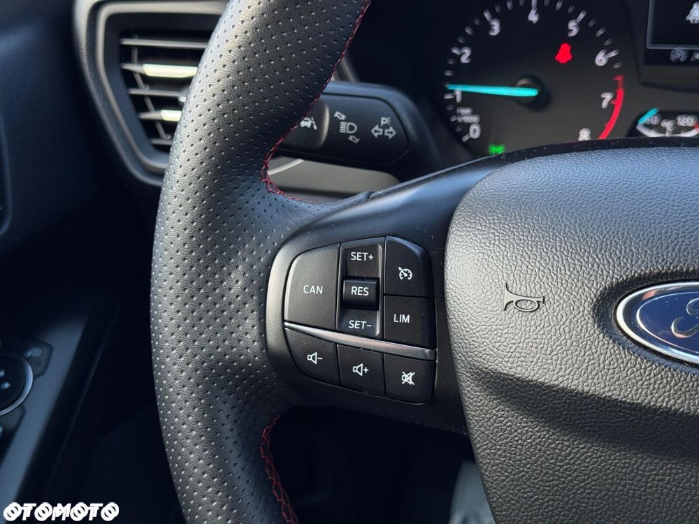 Ford Focus 1.0 EcoBoost ST-Line Style - 13