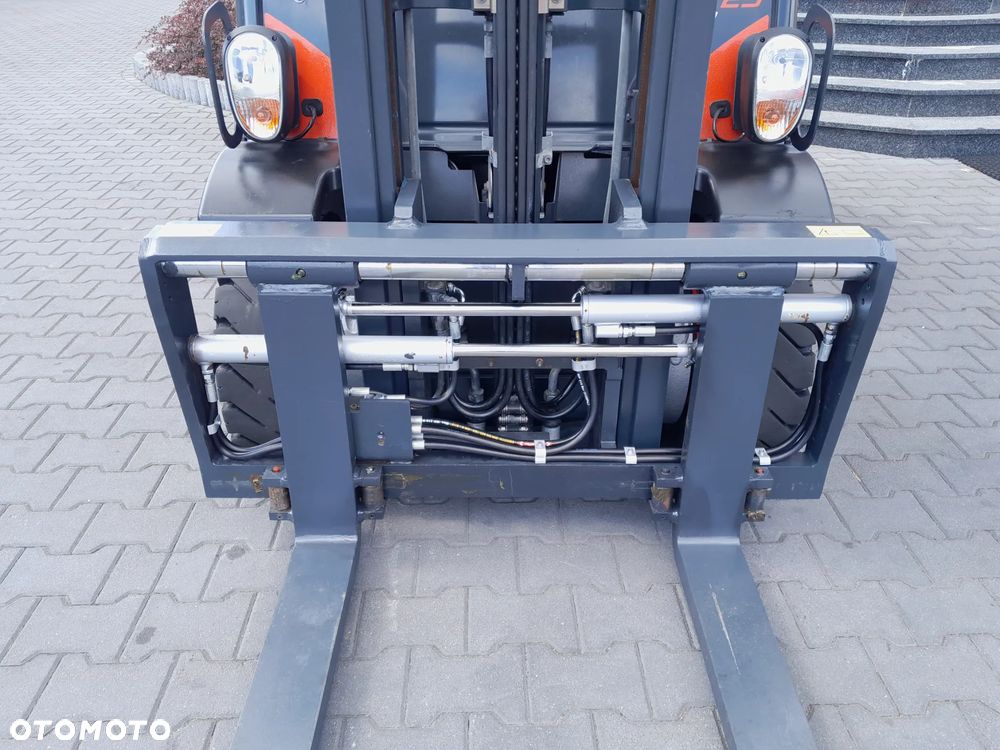 Linde H25D-02 - 7