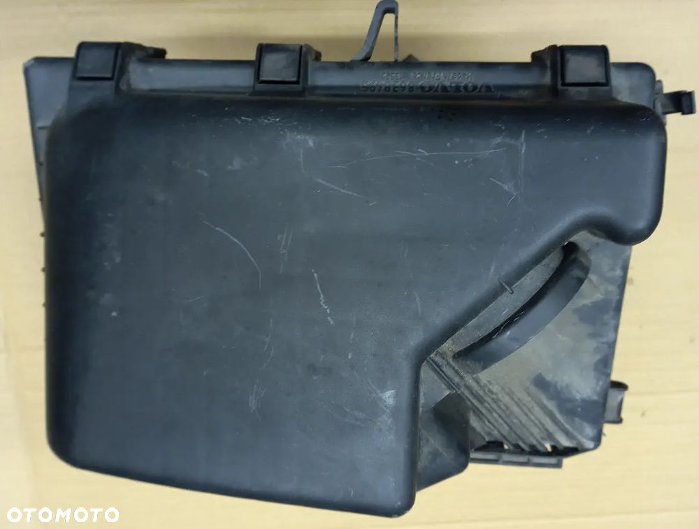 Volvo S60 V70 S80 XC70 2.0 t 2.4T 2.4 T obudowa filtra powietrza 8649673 - 1