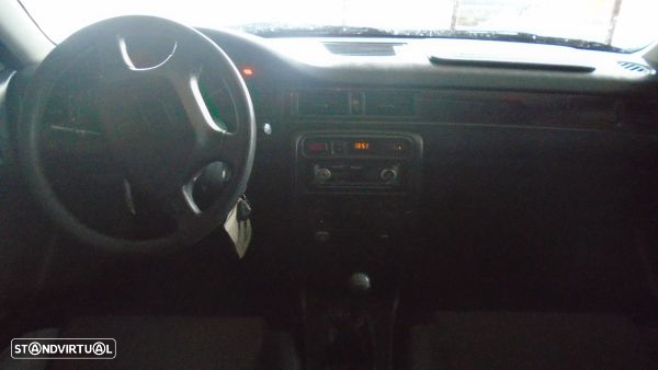 Para Peças Honda Civic Vi Fastback (Ma, Mb) - 8