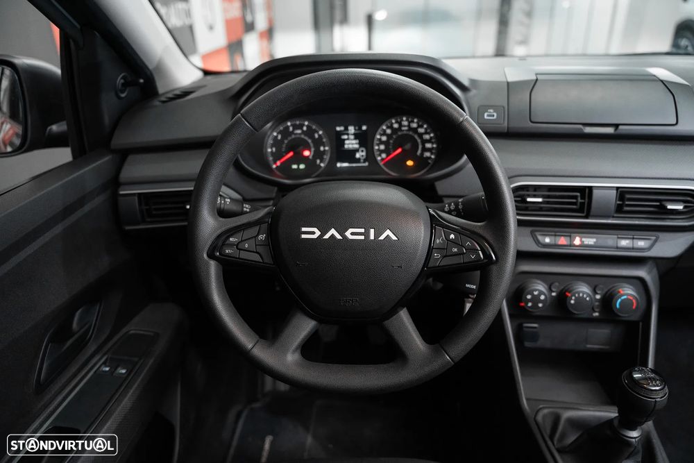 Dacia Jogger 1.0 TCe Essential 7L - 11