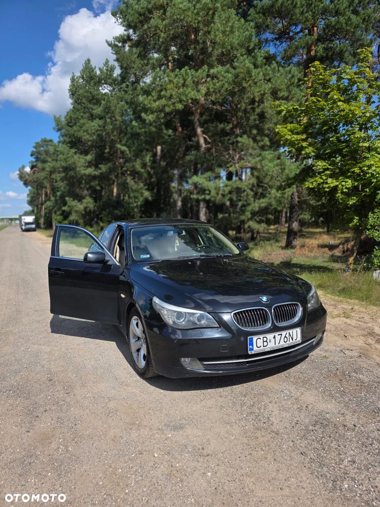 BMW Seria 5 523i - 2