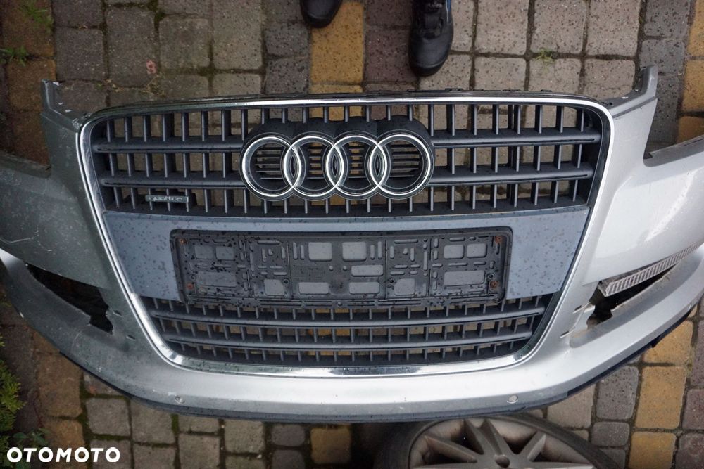 GRILL PRZEDNI ATRAPA CHŁODNICY Q7 4L LIFT LX7W  SREBRNY AUDI 2009-2015 - 1