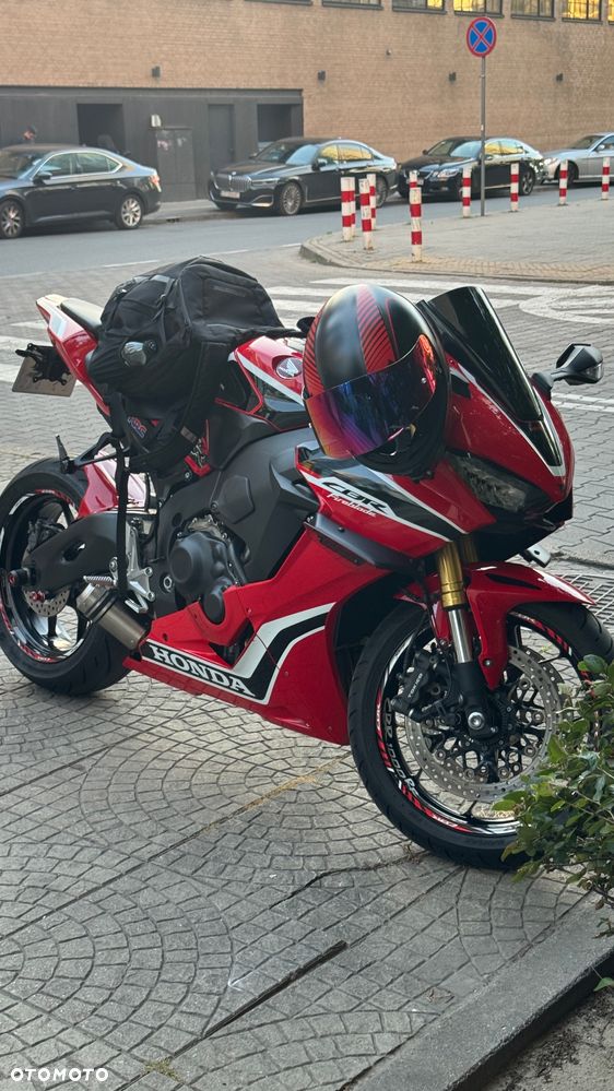 Honda CBR - 4