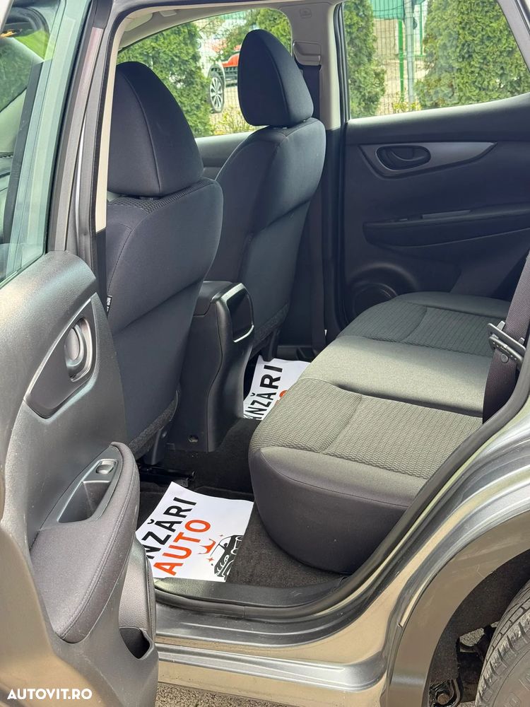 Nissan Qashqai 1.5 DCI N-Connecta - 10