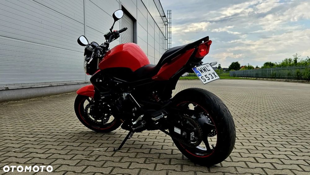 Yamaha XJ - 8