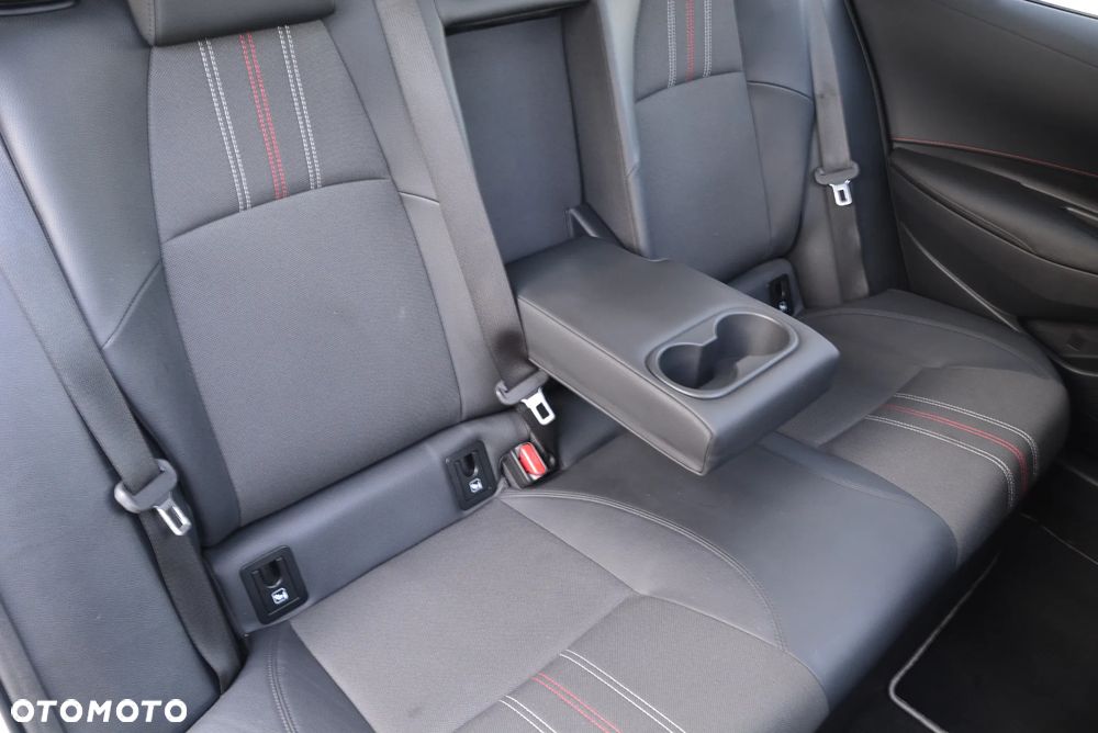 Toyota Corolla 2.0 GR Sport - 22