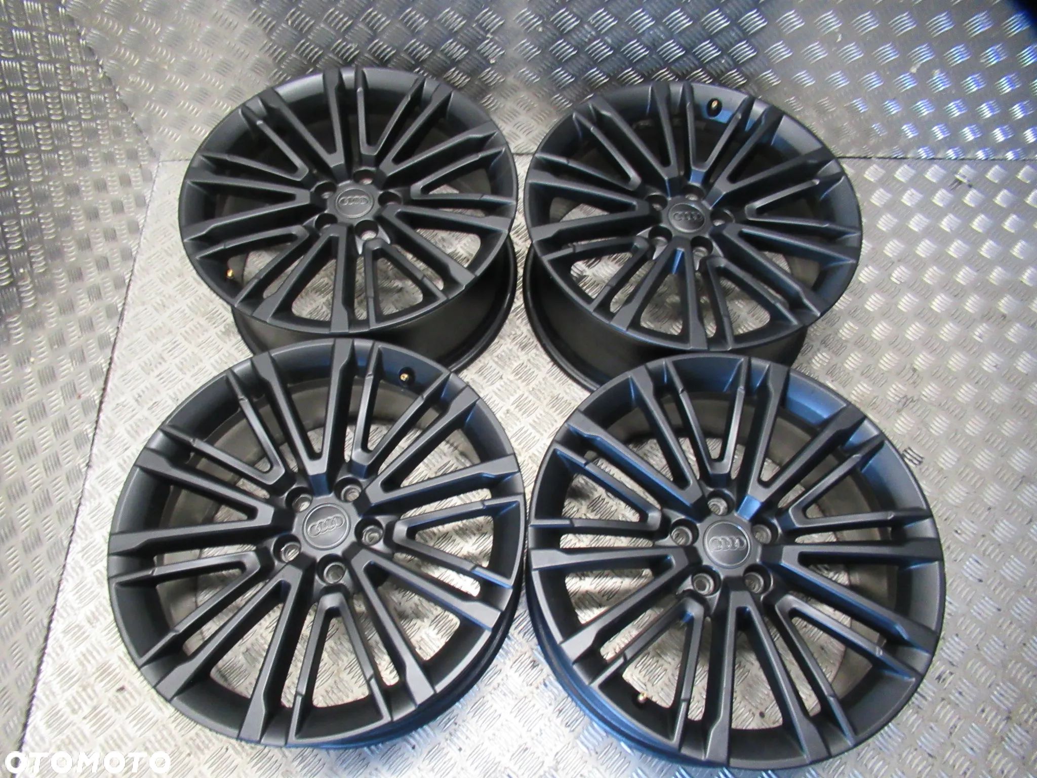 Felgi Audi A4 B9 A5 A6 S-Line 8,5Jx19 et40 5x112 - 1