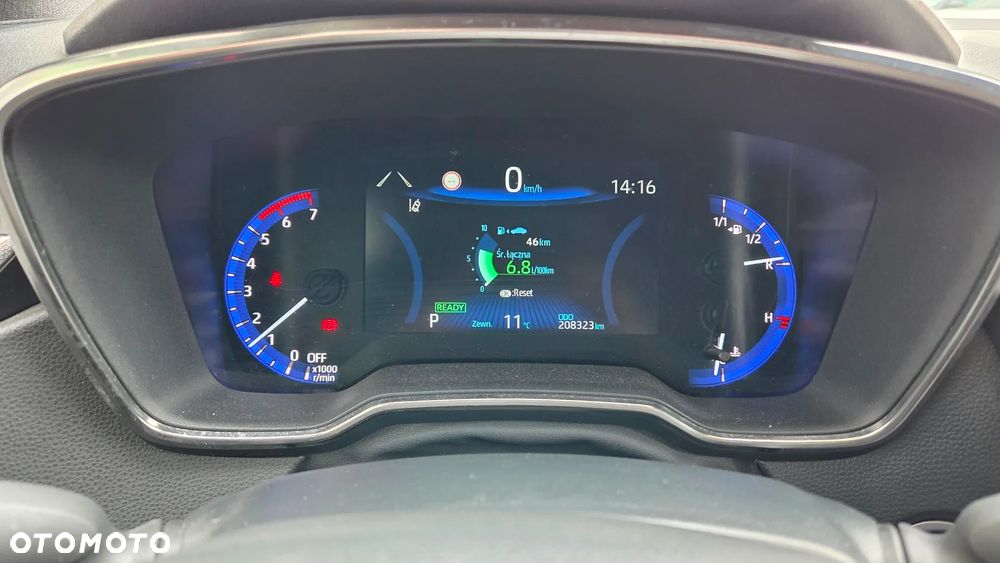 Toyota Corolla 1.8 Hybrid Executive - 17