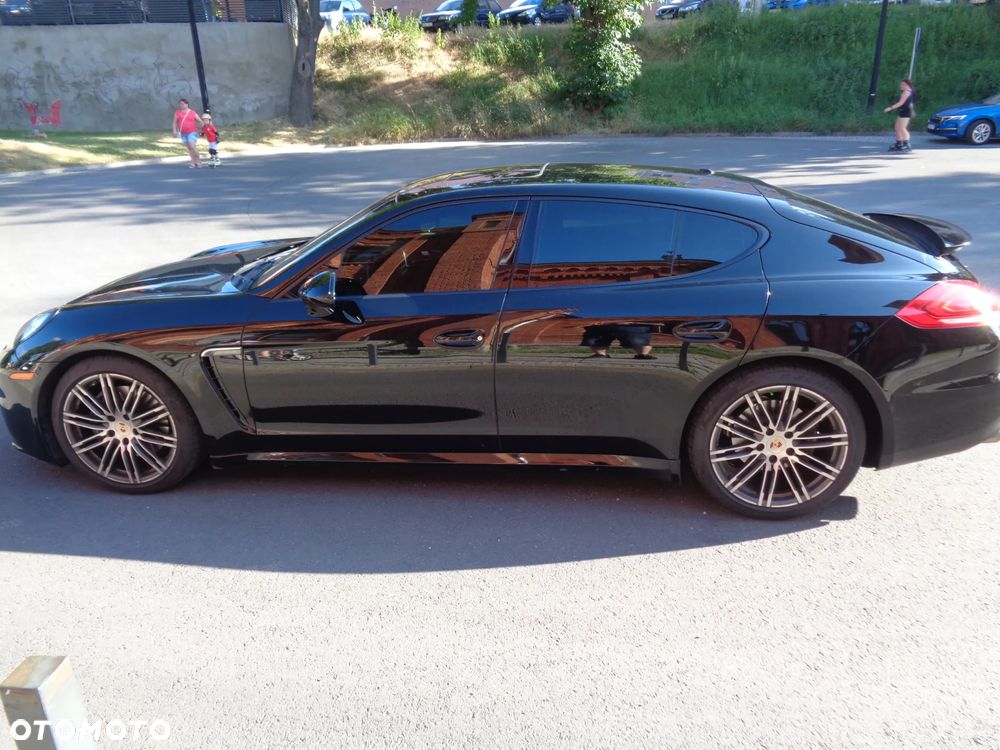 Porsche Panamera 4 - 4