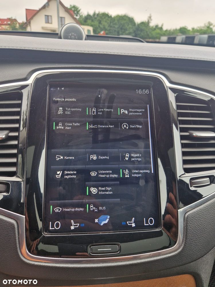 Volvo XC 90 - 30