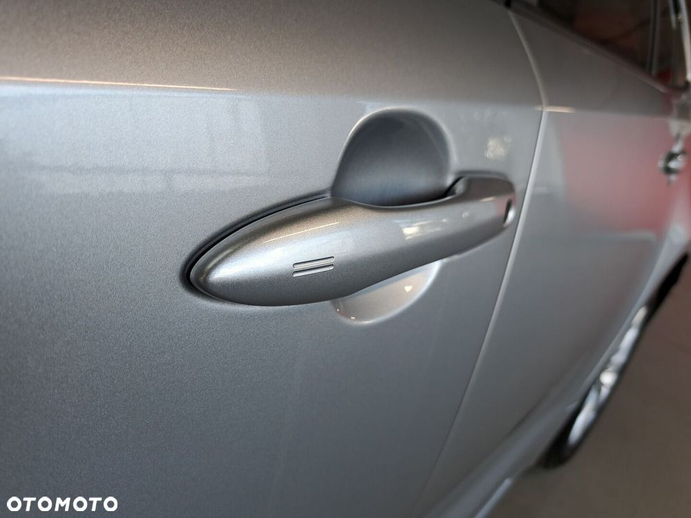 Toyota Corolla 1.8 Hybrid Comfort - 37