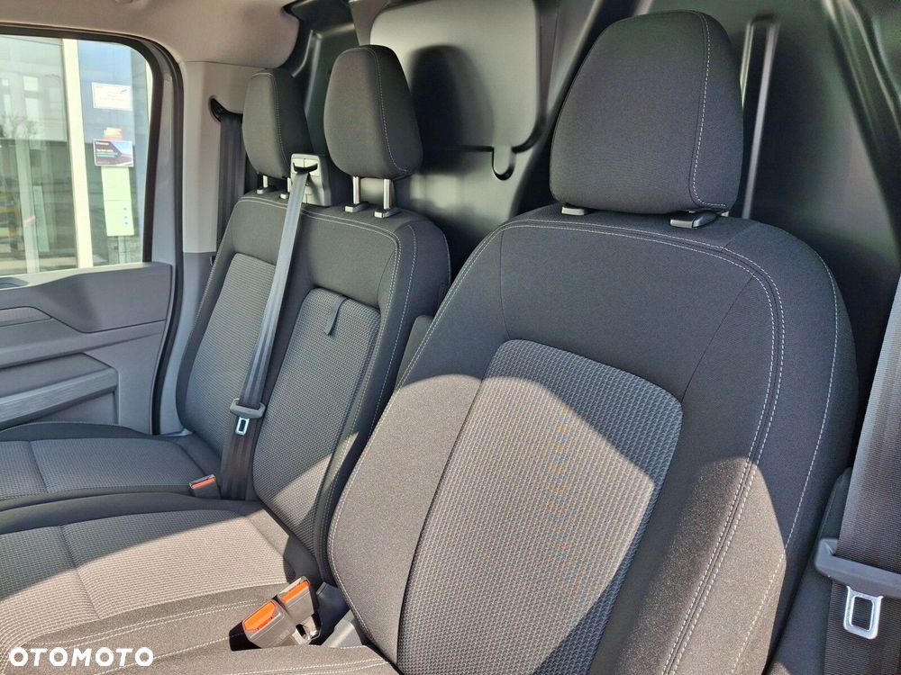 Volkswagen Transporter - 18