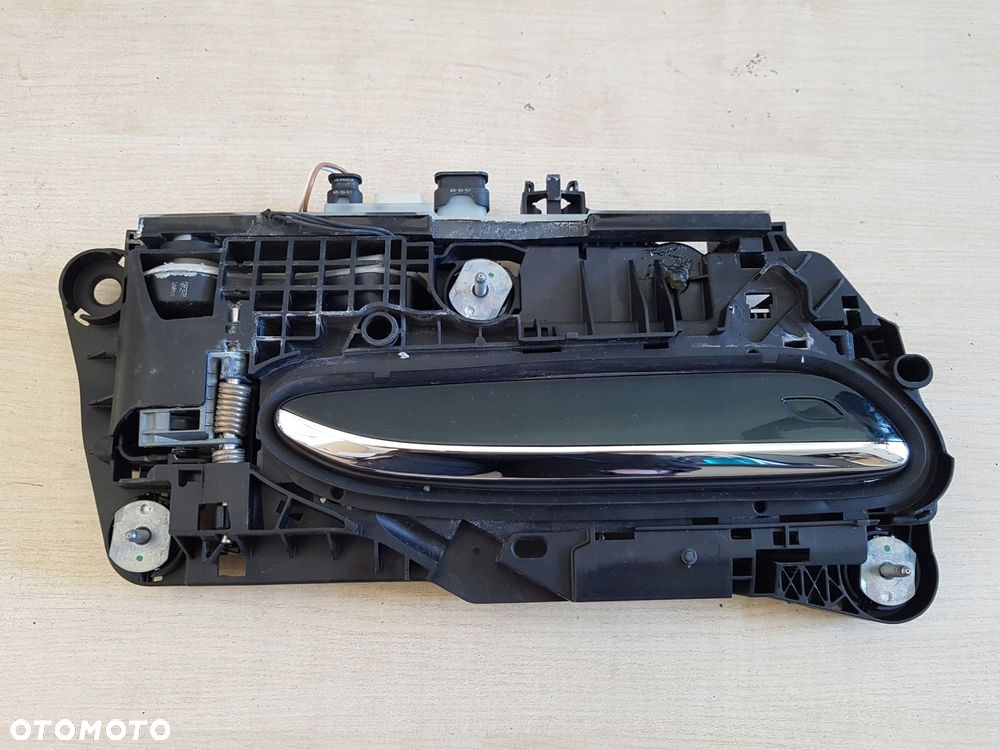 mercedes s 223 klamka drzwi prawy przód a0997601002 - 1